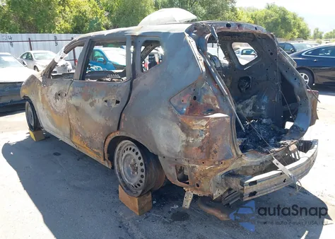 2014 Nissan Rogue S/Sl/Sv z USA, uszkodzony, nr VIN 5N1AT2MV4EC818880